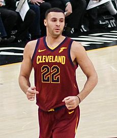 Larry Nance Jr. (38817215320) (cropped)