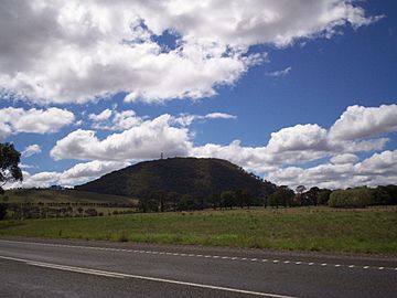 Mount Buninyong.jpg