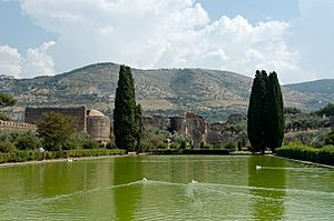 Poikile quadriportico Villa Adriana