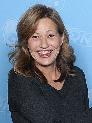 Joey Lauren Adams (52549965144).jpg