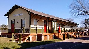 Wiggins Depot 2017.jpg