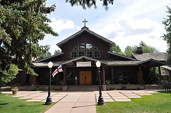 JacksonWY StJohnsEpiscopalChurch2.jpg