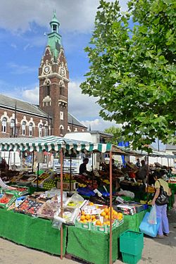 March town hall market