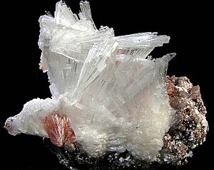 Natrolite-Inesite-21148