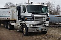 1984 International CO9670 Cabover (17045842382)