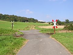 Bahnuebergang ungesichert Taunusbahn