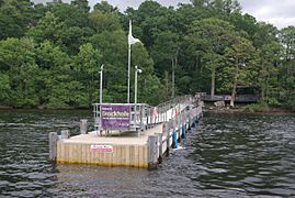 Brockhole Pier (geograph 3048334)