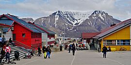 Longyearbyen unterwegs in Longyearbyen 37.jpg