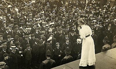 Mary-Macarthur-1908-Trafalgar-Square