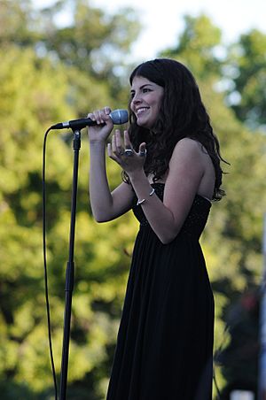 Nikki Yanofski Vienna 2010.JPG