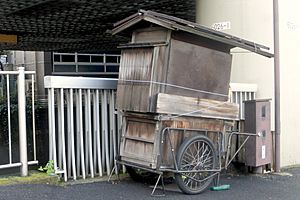 Notoperating-yatai-near-kudanshita-tokyo-nov15-2015