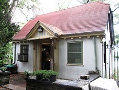 2014 Fort Tryon Park Cottage