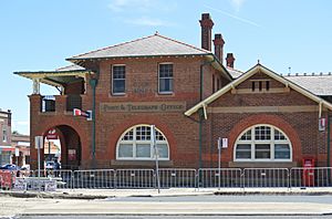 Glen Innes Post Office 003.JPG