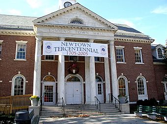 NEWTOWNEDMONDTOWNHALL01.jpg