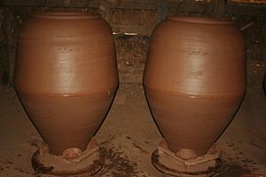 Small pots thrown by women at NweNyein