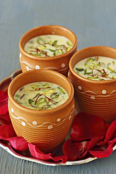 Thandai (Spiced Indian Milk Drink)