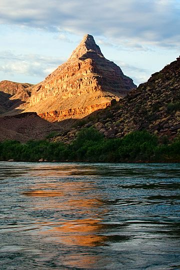 Diamond Peak, north aspect.jpg