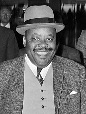 Minister-president Jonathan van Lesotho (1970).jpg