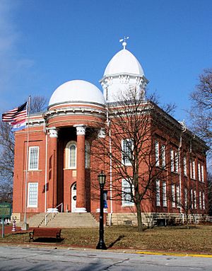 The Moniteau County Courthouse in California