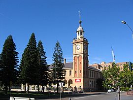 Newcastle clock tower 2.jpg