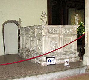 St Michaels church in Framlingham - Henry Fitzroy tomb (geograph 1934366)