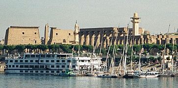 Egypt.LuxorTemple.River.01