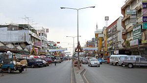 Naresuan-Road-Ayutthaya.jpg