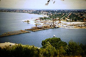 Narrows Bridge under construction