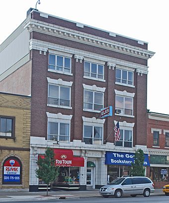 Elks Temple Building Cadillac MI.jpg