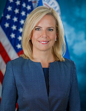 Kirstjen Nielsen official photo.jpg