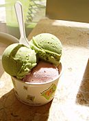 Pistachio & strawberry happiness (2)