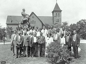 Tuskegee-extension-staff