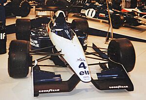 Tyrrell 020B F1 (51861706116).jpg