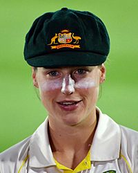 2017–18 W Ashes A v E Test 17-11-10 Perry portrait (02).jpg