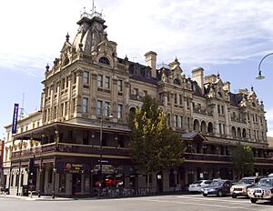 Bendigo Building main street-01+ (573049668)