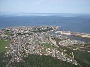 Lossiemouth Aerial Shot - geograph.org.uk - 936815.jpg