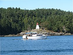 Portlock point lighthouse01