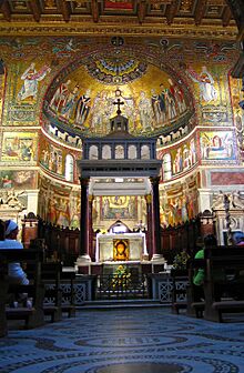 Santa Maria in Trastevere-inside