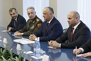 Shoigu in Moldova 01