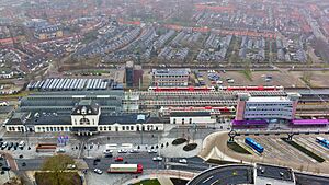 Station Leeuwarden, Stationsweg-8250