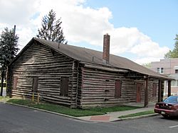 Woodlynne Log Cabin