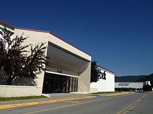 Belk - Mercer Mall (10014459796)