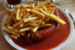 Nepomuk Altenkunstadt Currywurst Pommes