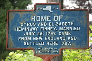New York State historic marker – Home of Cyrus and Elizabeth Heminway