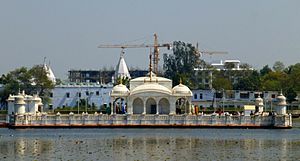 Pawapuri - 001 Temple marking Mahavira's Passing (9243092471)