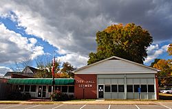 Selmer City Hall in November 2013.