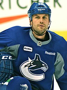 Aaron Rome Canucks practice 2012a.jpg