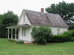 American Gothic House side view