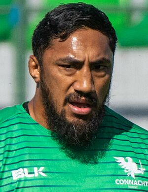 Bundee Aki April 2023.jpg