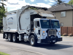 Garbarino Peterbilt 520